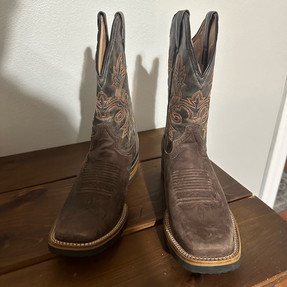 Women’s boots